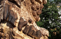 Die Figur "In vino veritas" in Querbach